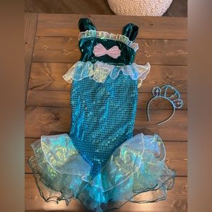 Kids mermaid costume, size 4-6 years